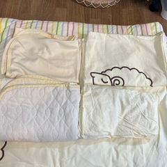 サンデシカ　ベビー布団セット　オマケ付の画像