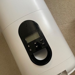 ペット自動餌やり機