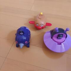 アンパンマン号チキチキもぐりんとダダンダンバイキンUFO