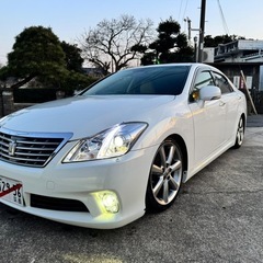 トヨタ　クラウン　ローヤルサローン　GRS２００‼️距離8万km...