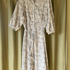 プラスサイズ服