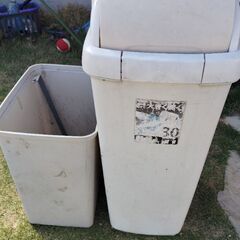 外用のゴミ箱