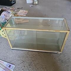 ガラスショーケース