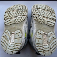 アシックス　asics スニーカー　13cm ホームクリーニング済みの画像