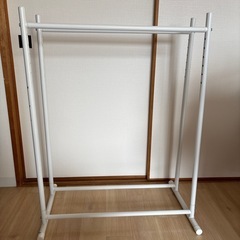 ハンガーラック