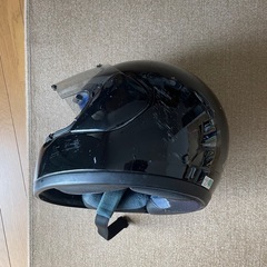 アライ　ヘルメットの画像