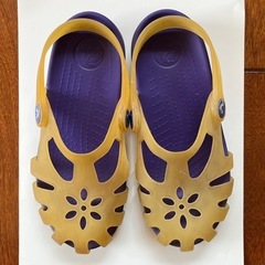 Crocs クロックス サンダル C13 19cm お花 紫外線...