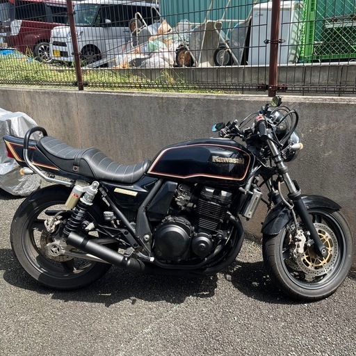 ZRX400値下げ交渉受け付けます。