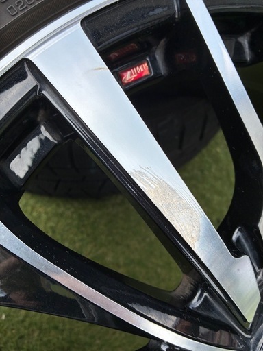 205/55R17 レオニス　VT 
ヨコハマ　スタッドレスタイヤ 17インチ　4本セット
