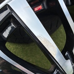 205/55R17 レオニス　VT 
ヨコハマ　スタッドレスタイヤ 17インチ　4本セットの画像