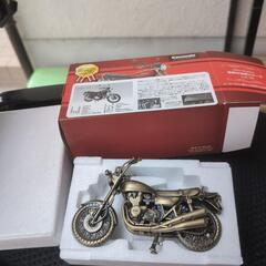 【又再値下げ‼️】早い者勝ち‼️【新品未使用‼️】KAWASAKI　750-RS　レプリカ‼️の画像