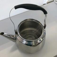 0504-404 茶こし付きケトル