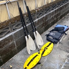 【売切れ】カヤック2〜3人乗り（パドル、背もたれ、ライフジャケット）の画像