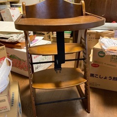 ベビーチェアー