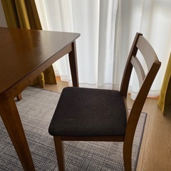 [ニトリ] ダイニングテーブルと椅子2脚のセットの画像