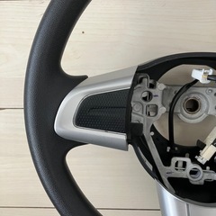 5/6 8:30〆　トヨタ　タンク　M900A  ウレタン ステアリング。 の画像