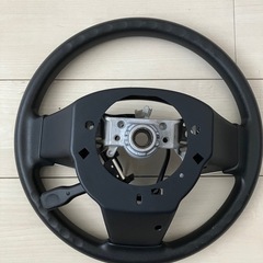 5/6 8:30〆　トヨタ　タンク　M900A  ウレタン ステアリング。 の画像