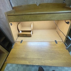 【リサイクルサービス八光】幅93.2㎝　株式会社　杉工場　ブラウン　ライティングデスクの画像