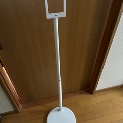 【取りに来ていただける方限定】ダイソン掃除機用スタンド