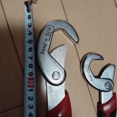 SNAP'N GRIP(スナップ&グリップ)万能レンチ 大小2本セットの画像
