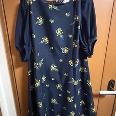 花柄ワンピース