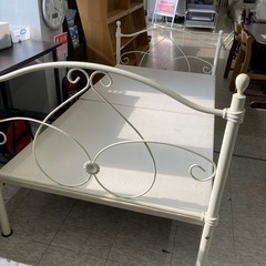 アイアン  ベッド フレーム ※2400010510571