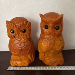フクロウのオブジェ　置物　木彫り　彫刻