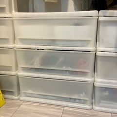 ニトリ　プラスチック収納棚　3段　幅53×奥行40