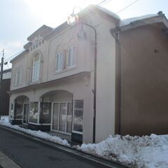 戸建て中古住宅　＋　戸建（工場）　＋　山林　の同時販売　７００万円 - 土地販売/土地売買