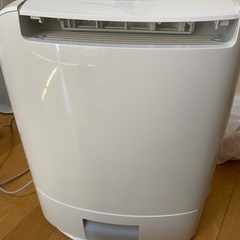 Panasonic 除湿乾燥機　F-YZK60