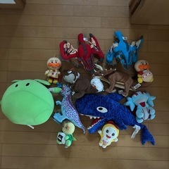 ぬいぐるみ　ポケモン　モンハン　アンパンマン　犬　恐竜