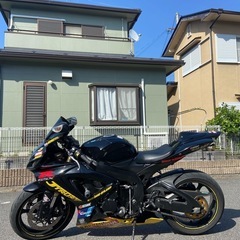 スズキ GSX R600 K7
の画像