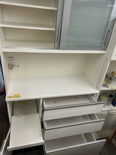 値下げしました❗️配達可【キッチンボード】【食器棚】【収納 】クリーニング済み【管理番号10405】