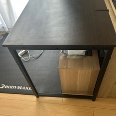 机の画像