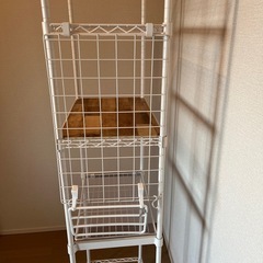 収納ラックの画像