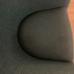 布張りの1人用ソファ
の画像