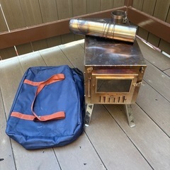 折りたたみ薪ストーブ
