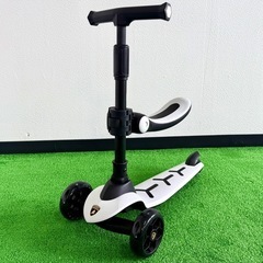 新品未使用 ランボルギーニ 三輪キックスクーター｜着脱式シート付...