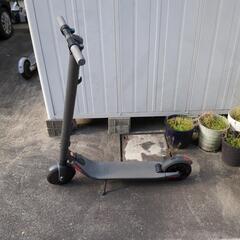 Segway-Ninebot（セグウェイ-ナインボット） Kickscooter ES2の画像