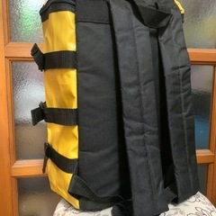売切れました！★ 黄色 ミッキーマウス リュックサック ボックス 子供にも ★の画像