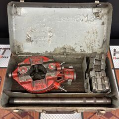 【中古】手動ねじ切り機　ケース・付属品付き　ダイス多数あり【ハン...