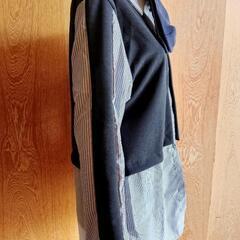 新品ブラウスとadidasソックス、ネックレス付き3点セットの画像