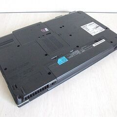 高速SSD240GB搭載　第三世代 Core i7-3520M 8GBフルHD 富士通 LIFEBOOK E742/F ノートパソコン　（4071）の画像