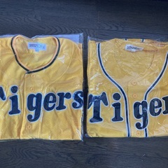 阪神タイガース　ファンクラブ　ユニフォーム（未開封）