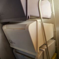 ５段のゴミ箱です！本日無料の画像