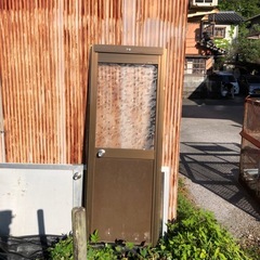 アルミサッシ　開き戸の画像