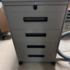 オフィス用家具　引き出し