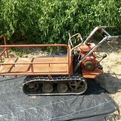 農機具　築水　ピンクレディ BFP401クローラ運搬車　手動ダンプ