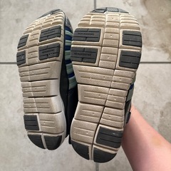 NIKE スリッポン　ダイナモ　21cmの画像