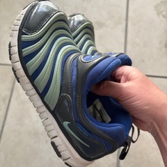 NIKE スリッポン　ダイナモ　21cmの画像